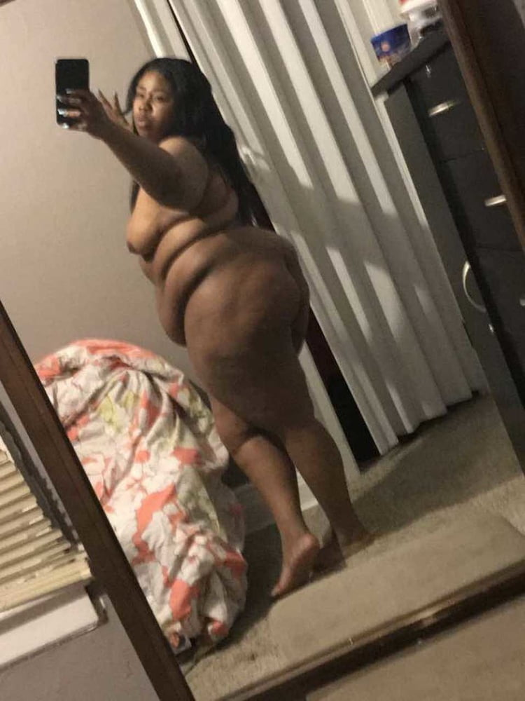 Black Series 01: From MILF to GILF with Matures in between #102652702