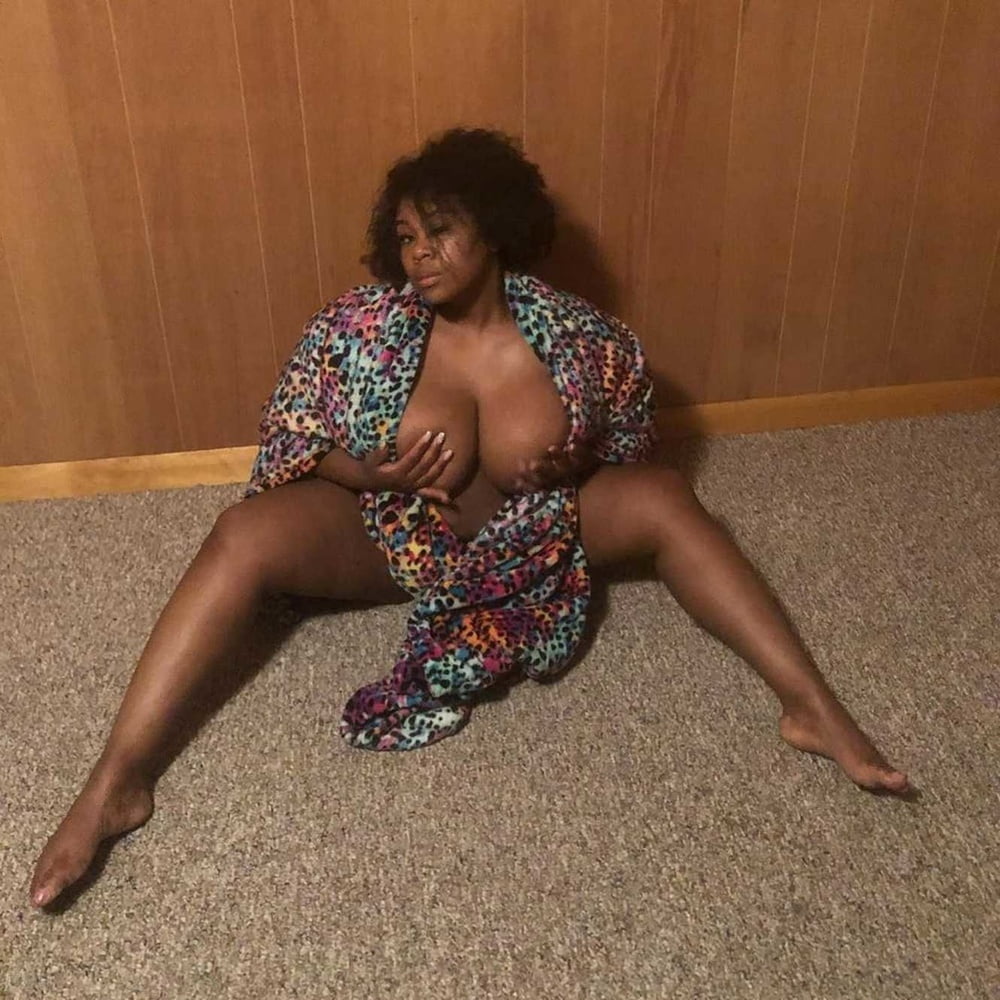 Black Series 01: From MILF to GILF with Matures in between #102652741
