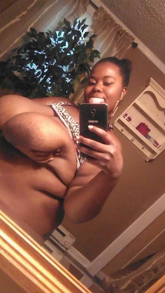 Black Series 01: From MILF to GILF with Matures in between #102652781