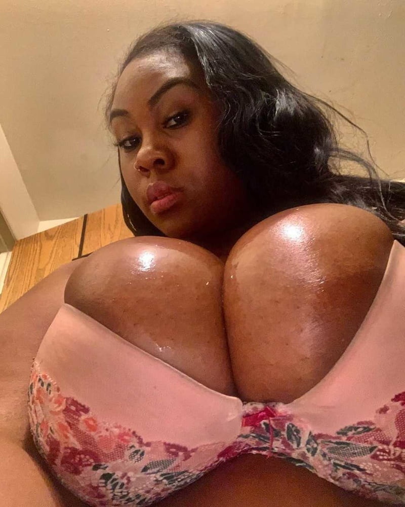 Black Series 01: From MILF to GILF with Matures in between #102653150