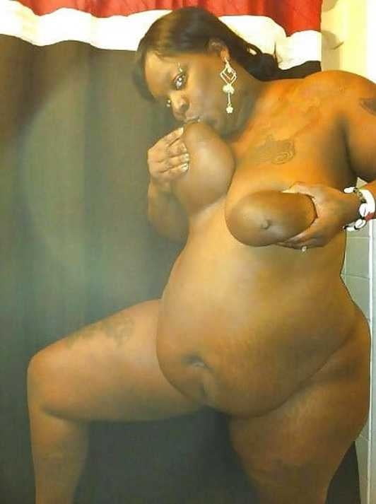 Black Series 01: From MILF to GILF with Matures in between #102653295