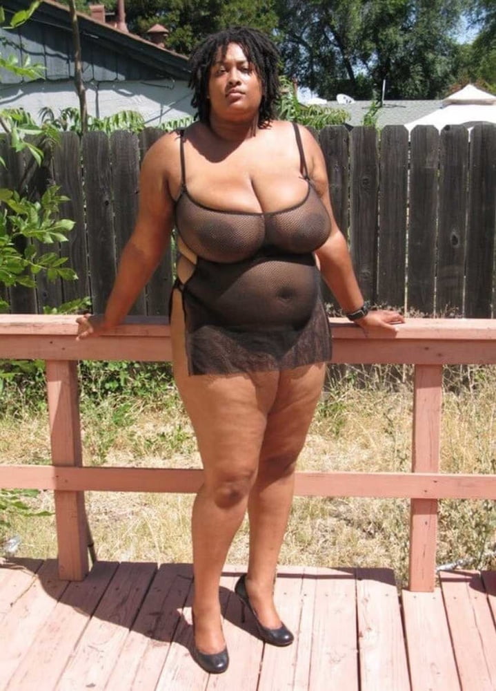 Black Series 01: From MILF to GILF with Matures in between #102653599