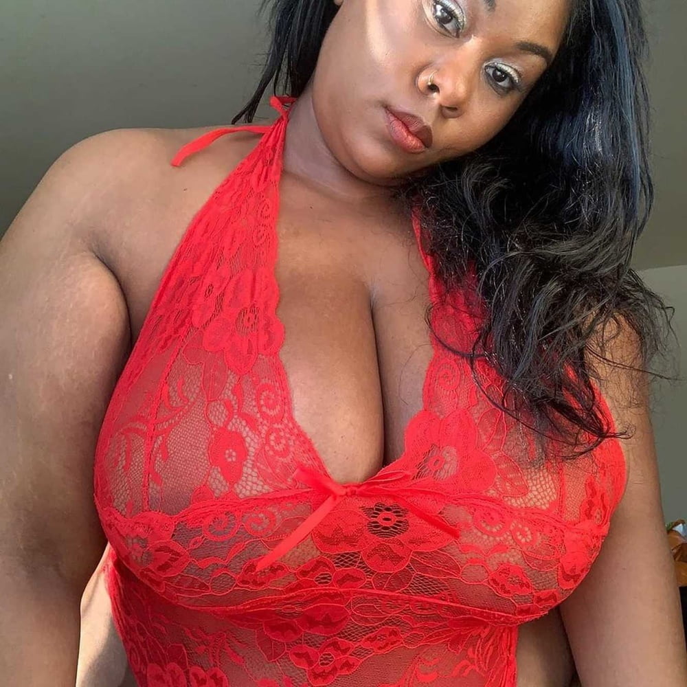 Black Series 01: From MILF to GILF with Matures in between #102653629