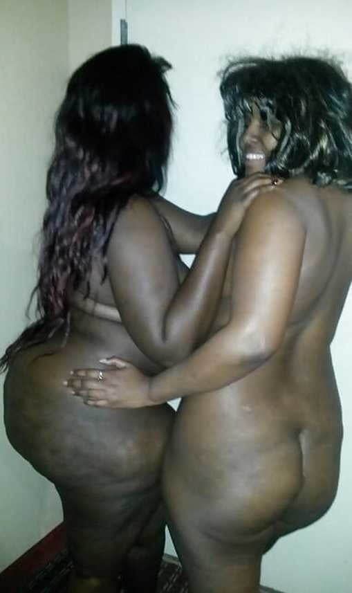 Black Series 01: From MILF to GILF with Matures in between #102653750