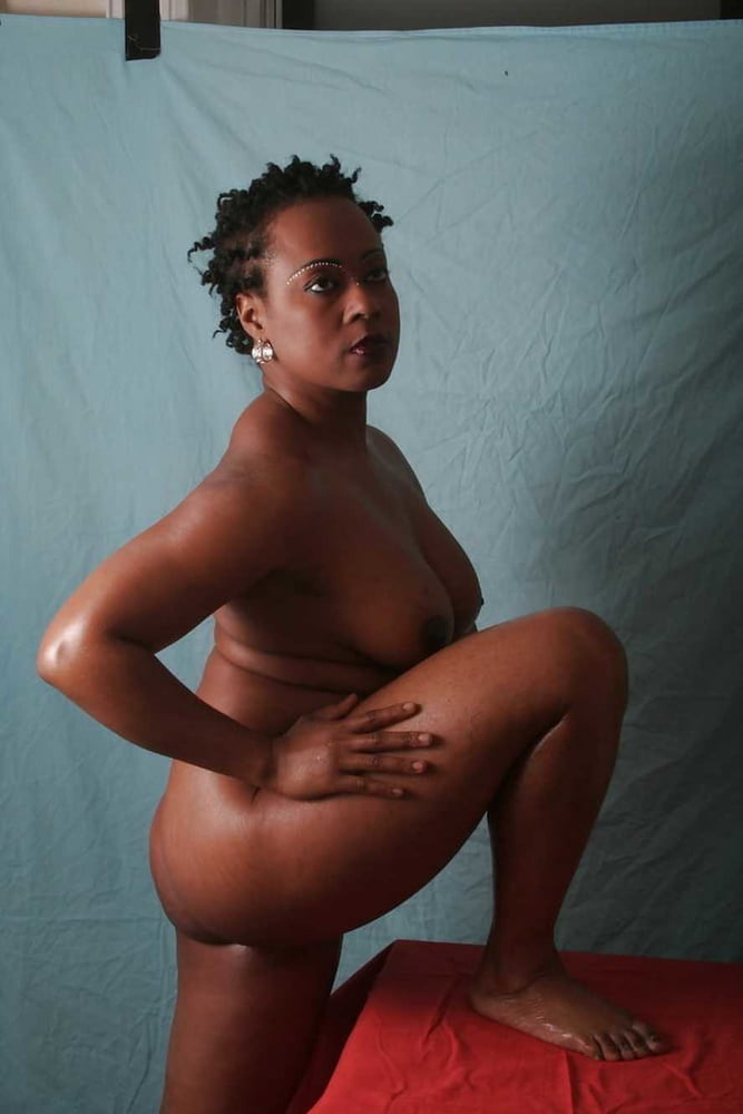 Black Series 01: From MILF to GILF with Matures in between #102654061