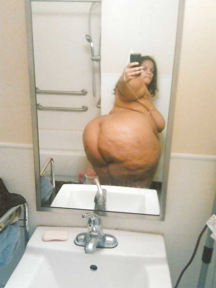 Black Series 01: From MILF to GILF with Matures in between #102654138