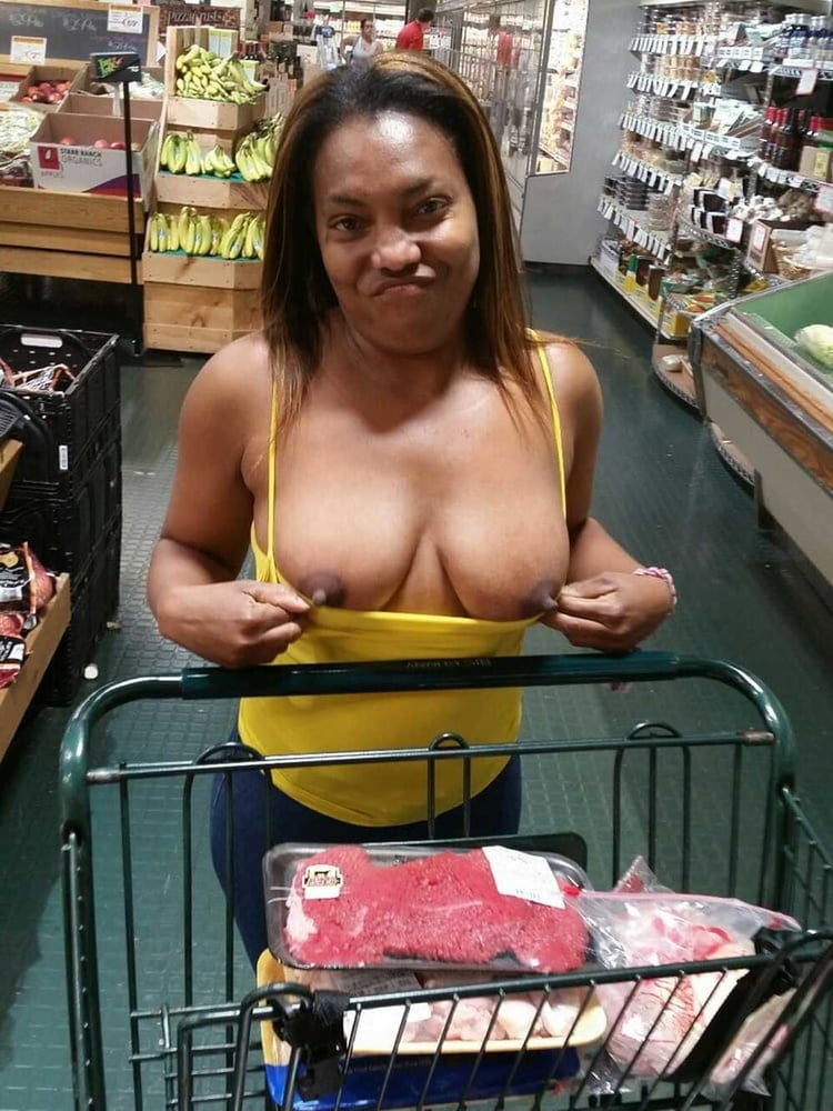 Black Series 01: From MILF to GILF with Matures in between #102654208