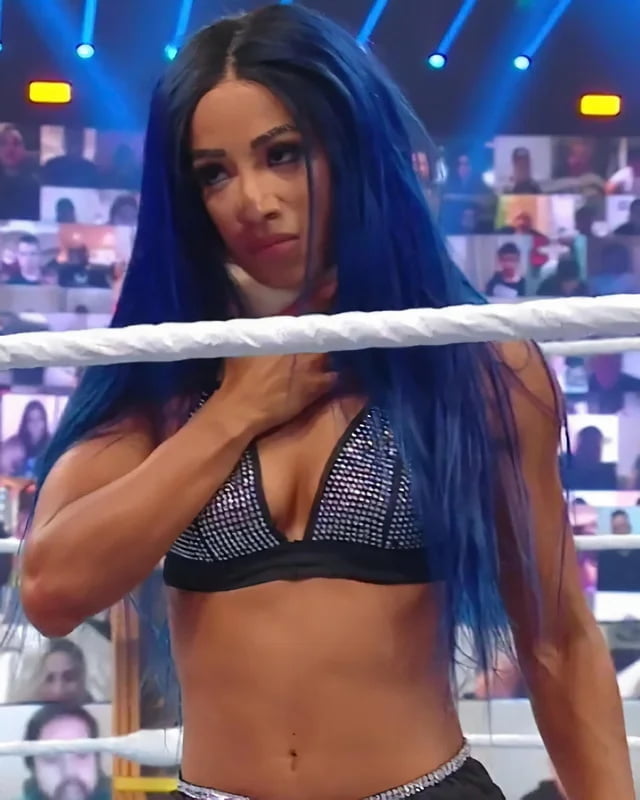 WWE Sasha Banks dauergeile Boss bitch #89828695