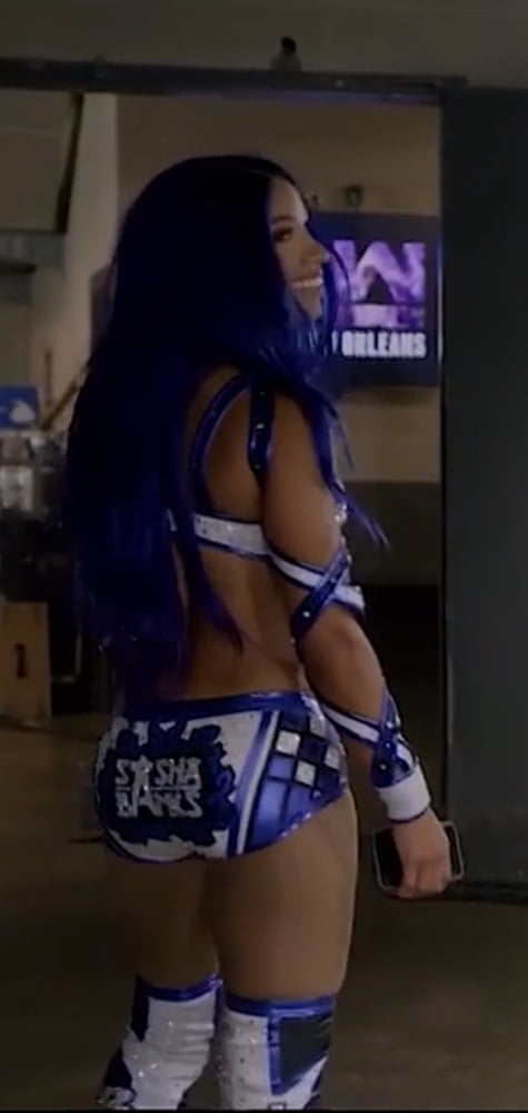 WWE Sasha Banks dauergeile Boss bitch #89829179