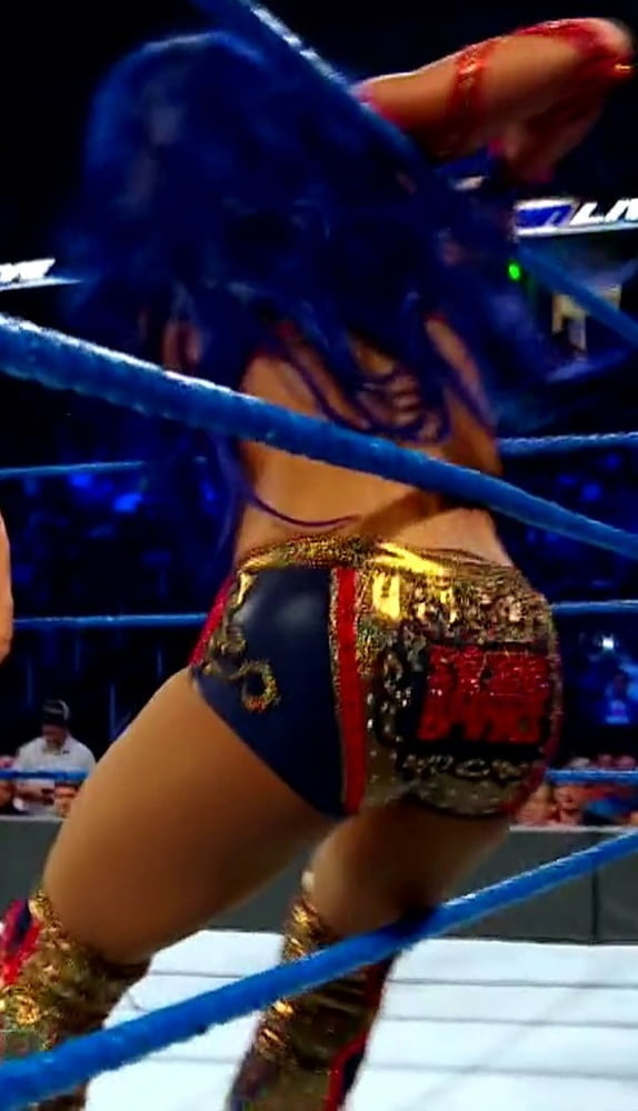 WWE Sasha Banks dauergeile Boss bitch #89829226