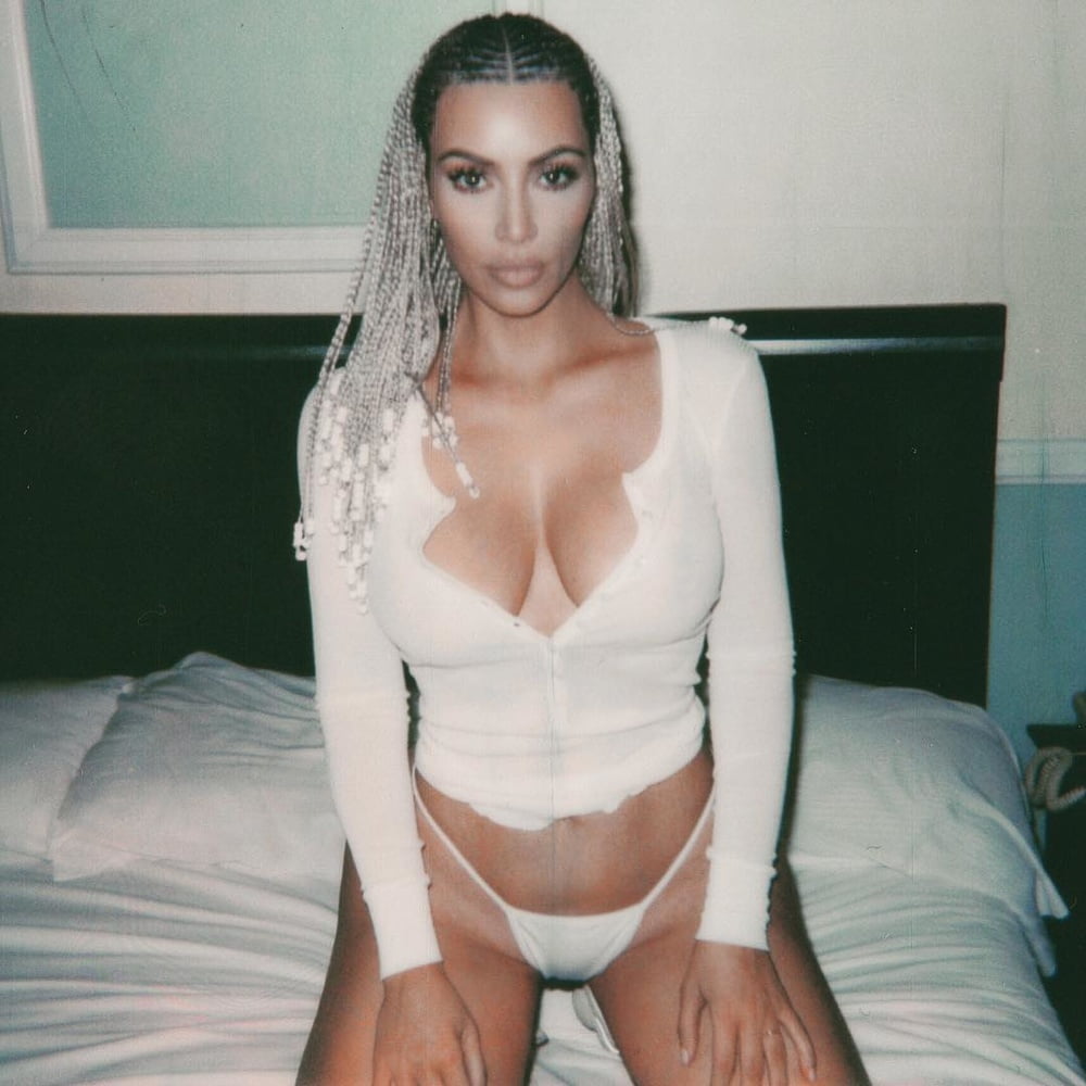 Kim kardashian
 #87357574