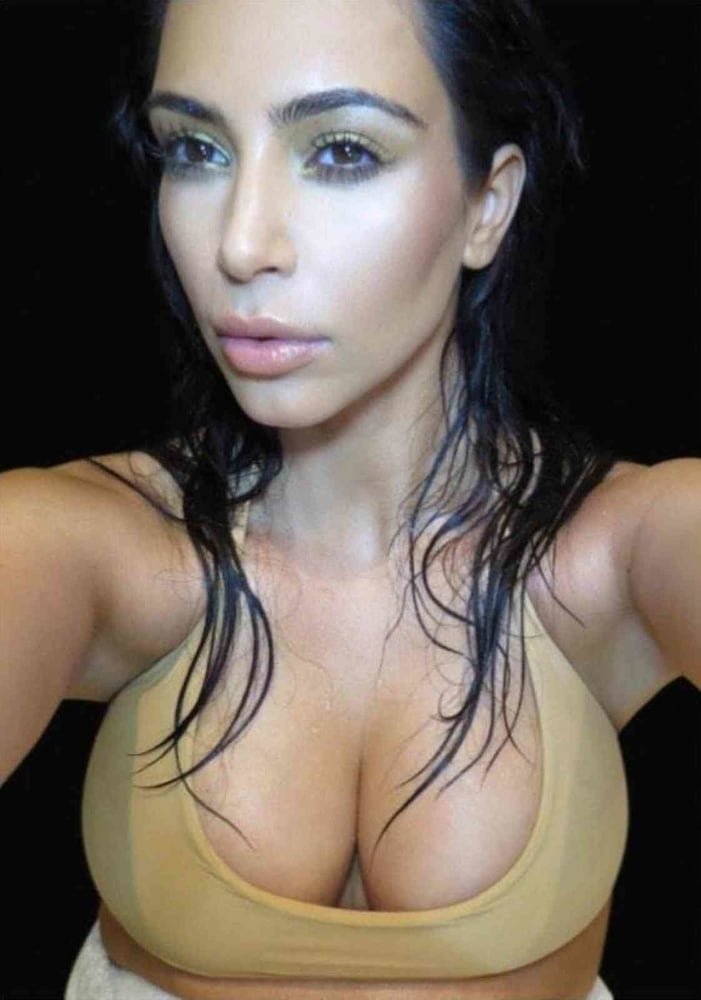 Kim kardashian
 #87357622