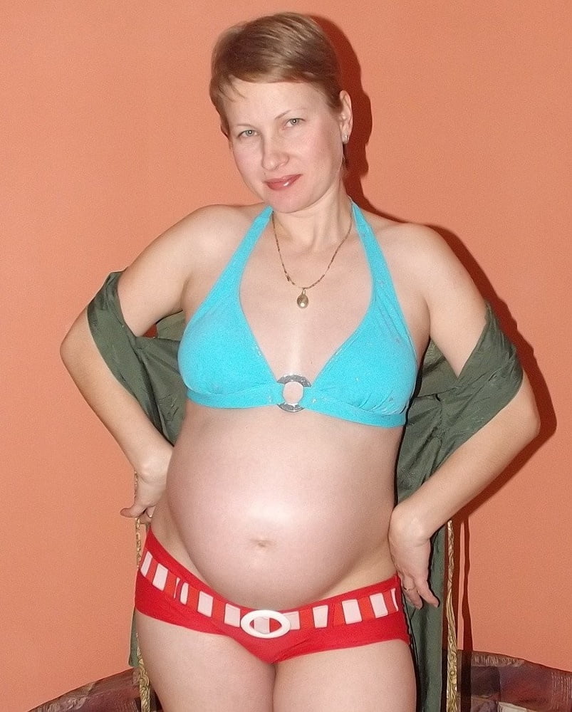 Aline durante e dopo la gravidanza
 #87713824