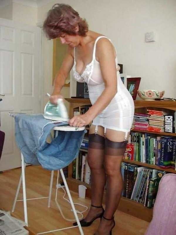 Von Milfs zu Gilfs mit reifen dazwischen 236
 #99851187
