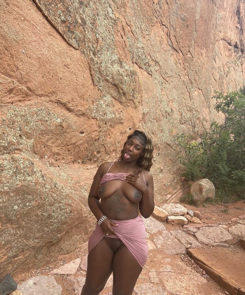 Deja babe desnuda #108220944