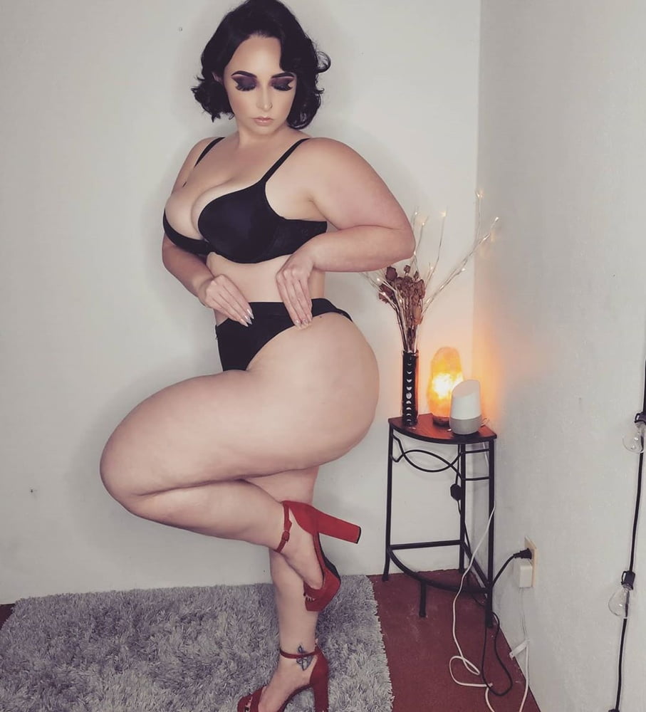 Bbw curvy big tits big ass sexiest women mix
 #102650854
