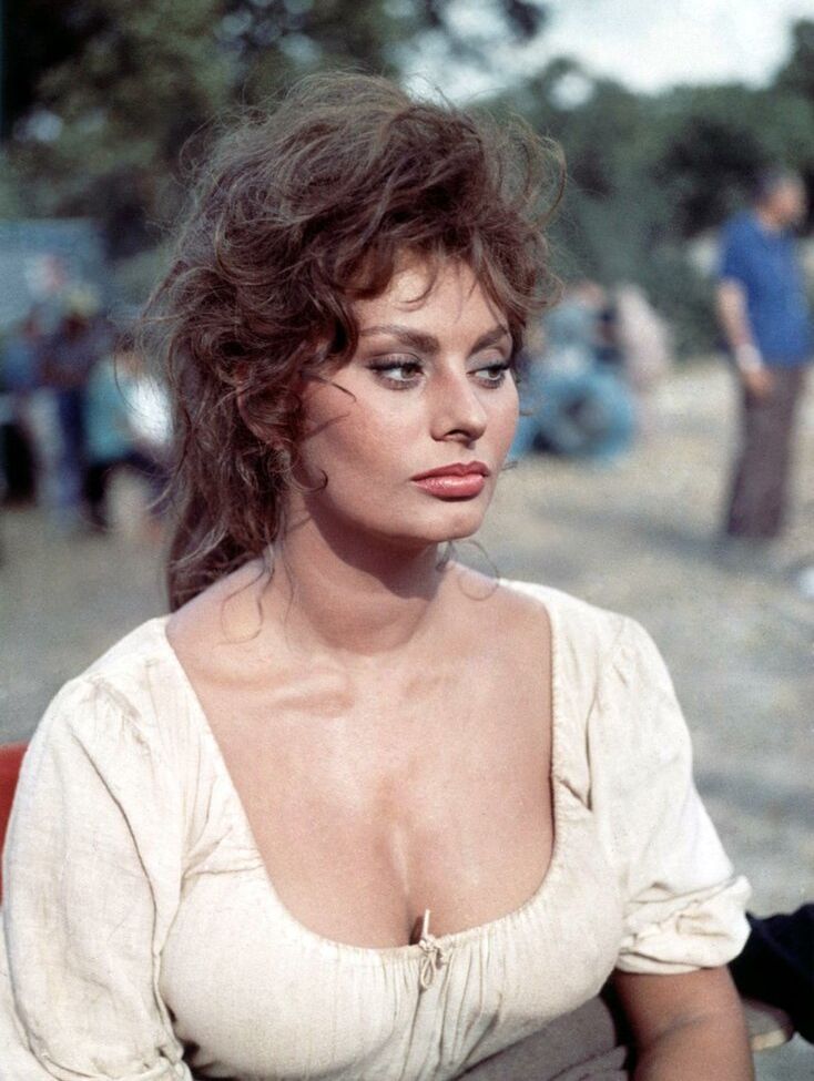 Sophia Loren nue #108448834