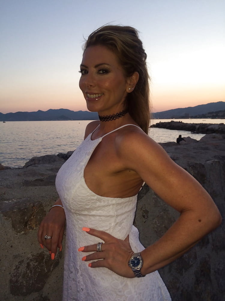 Conjunto de fotos 19
 #91696733