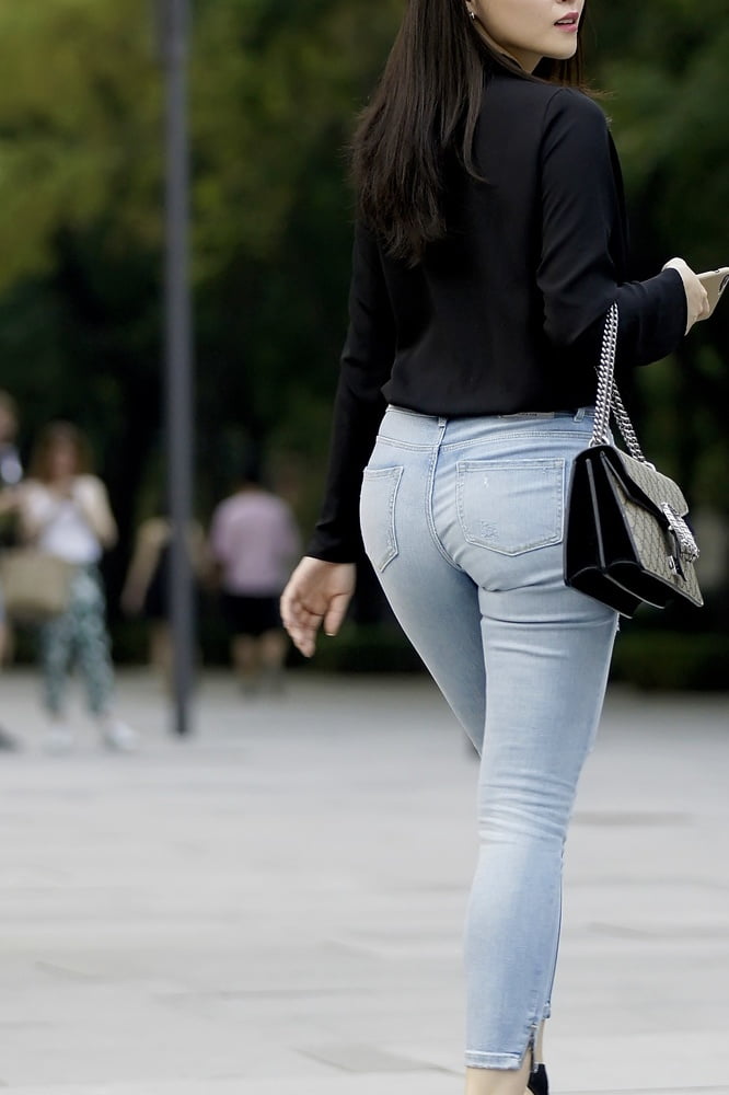 Voyeur: Love Chinese jeans asses. #89025210