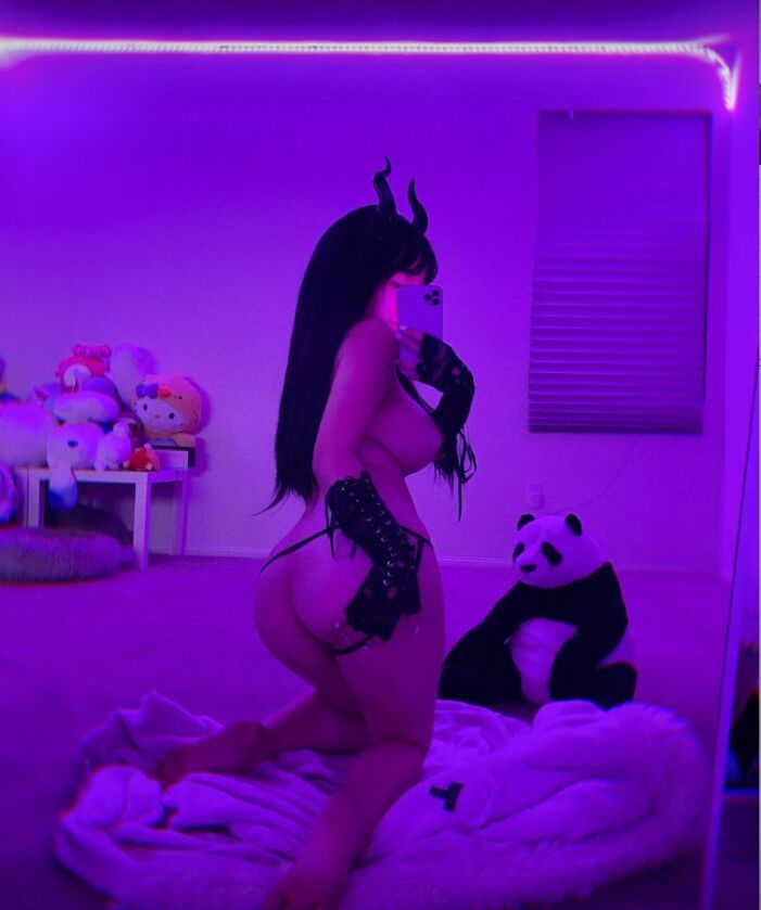 Vandalbunnie desnuda #107941171