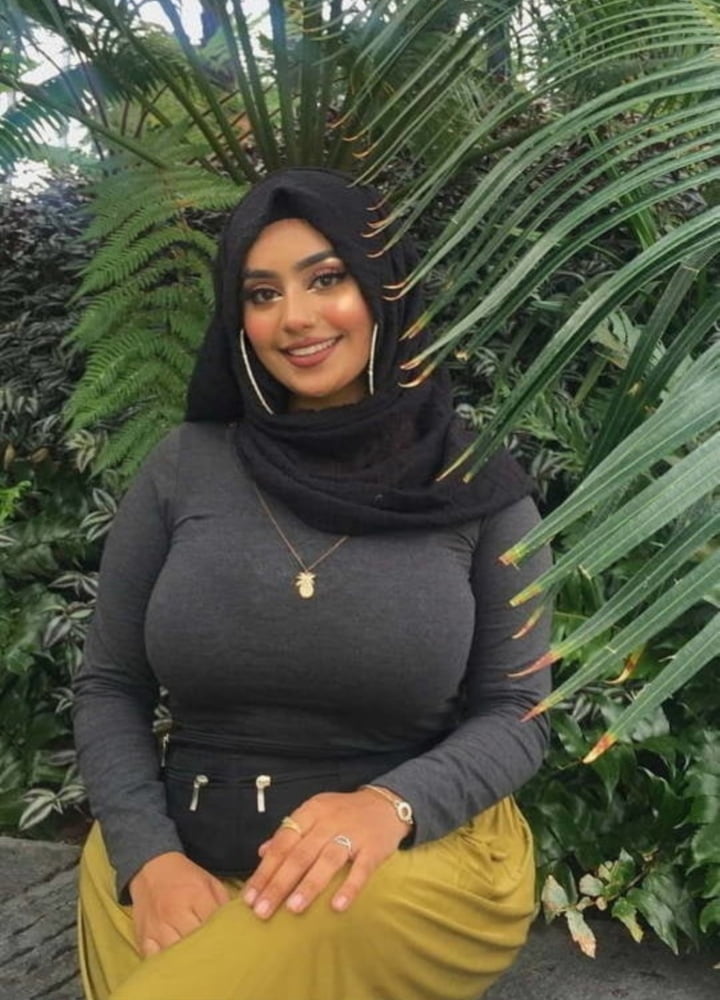 Desperate Singel Arab Moms who want the  BBC #92868466