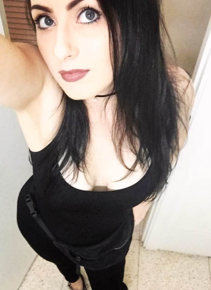 Attention whore wants to get famous #95507288