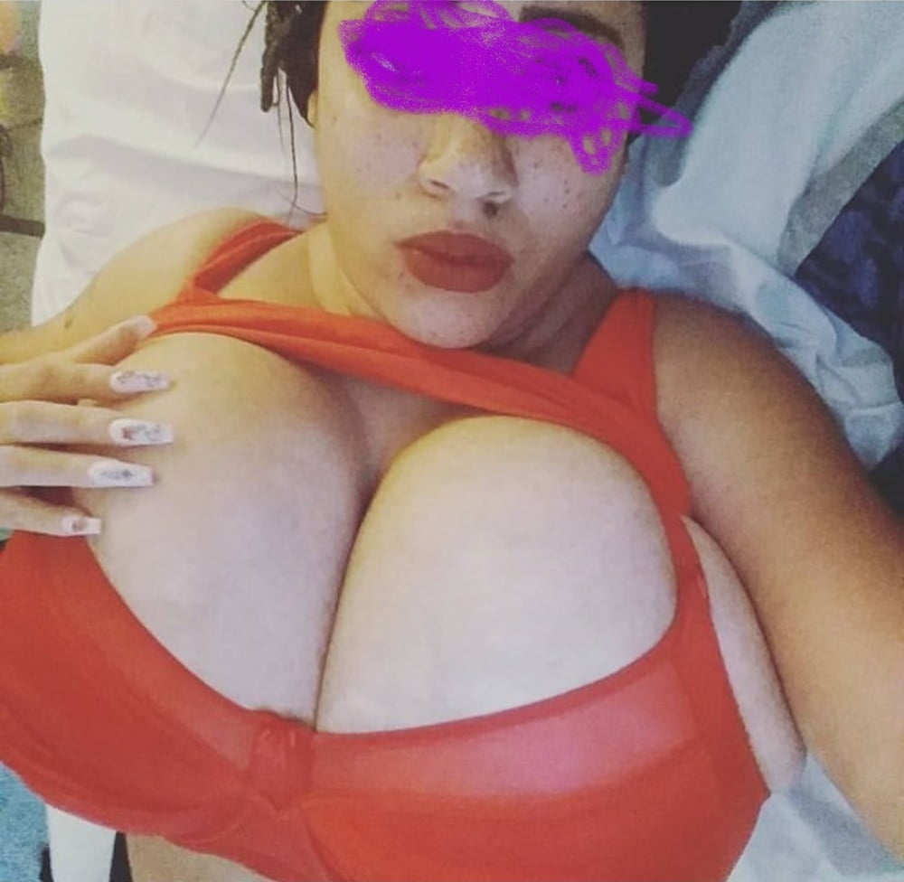 Deliziosa bbw e donna paffuta
 #80372339