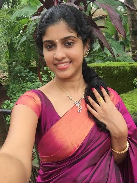 Rasna mallu puta
 #105322941