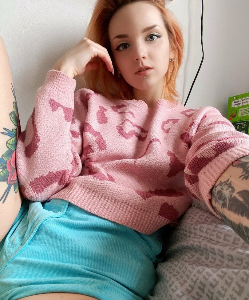 Luventa desnuda #108176353