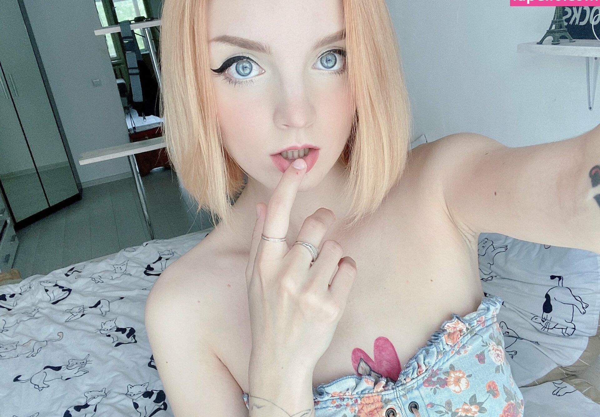 Luventa desnuda #108176364