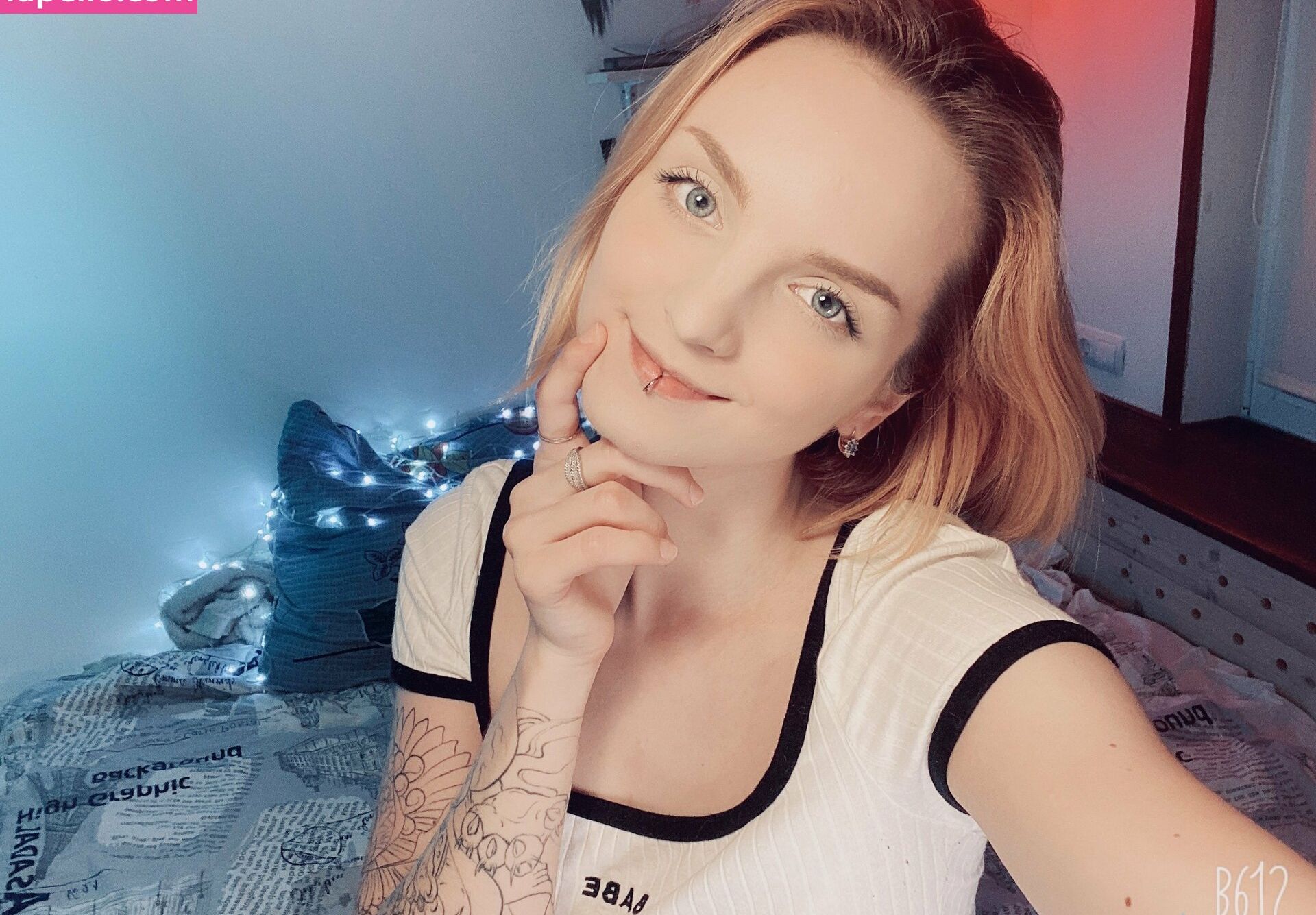 Luventa desnuda #108176367