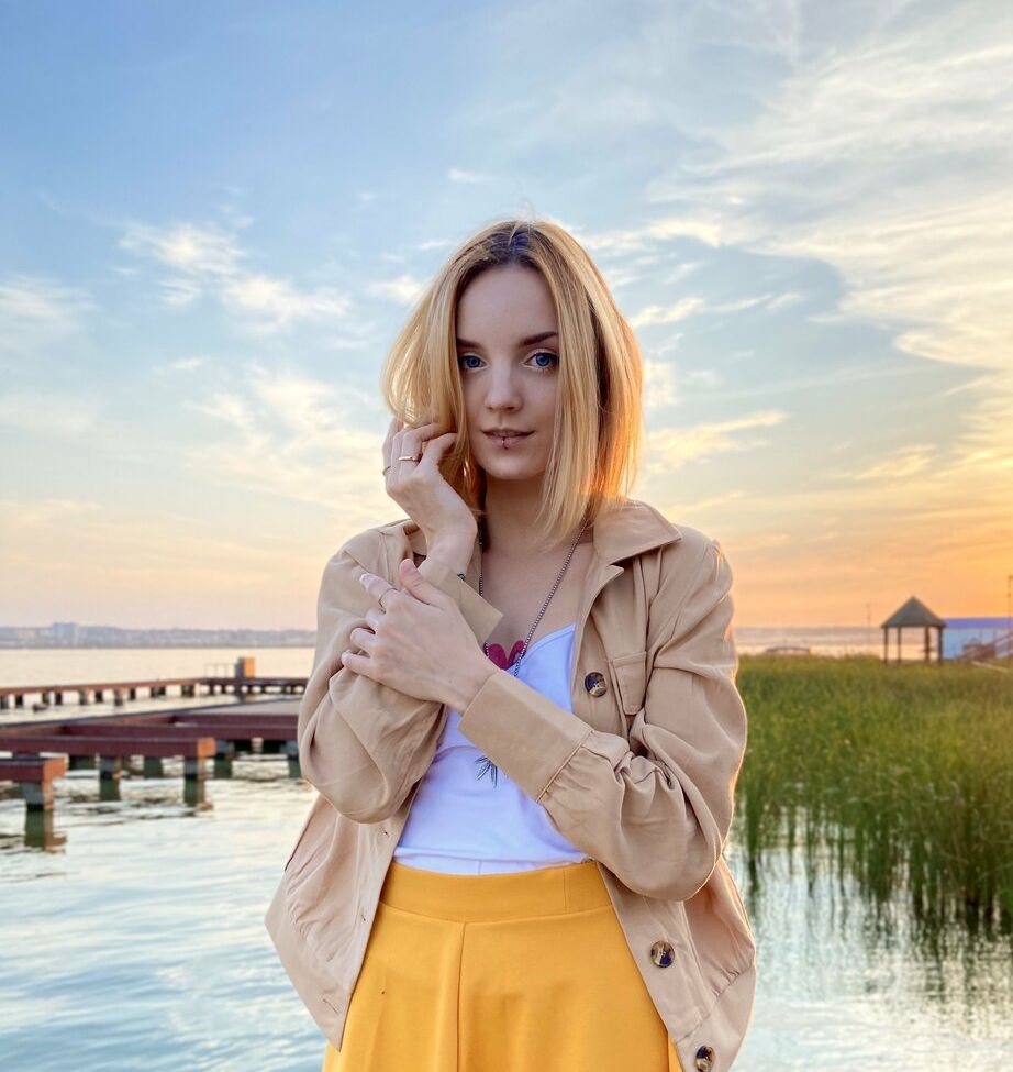 Luventa desnuda #108176371