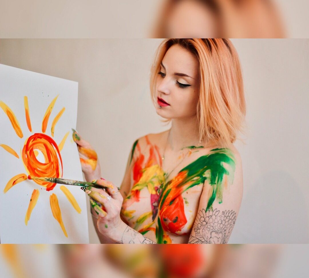 Luventa desnuda #108176428