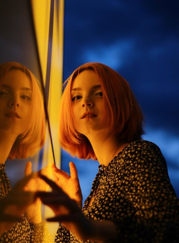 Luventa desnuda #108176457