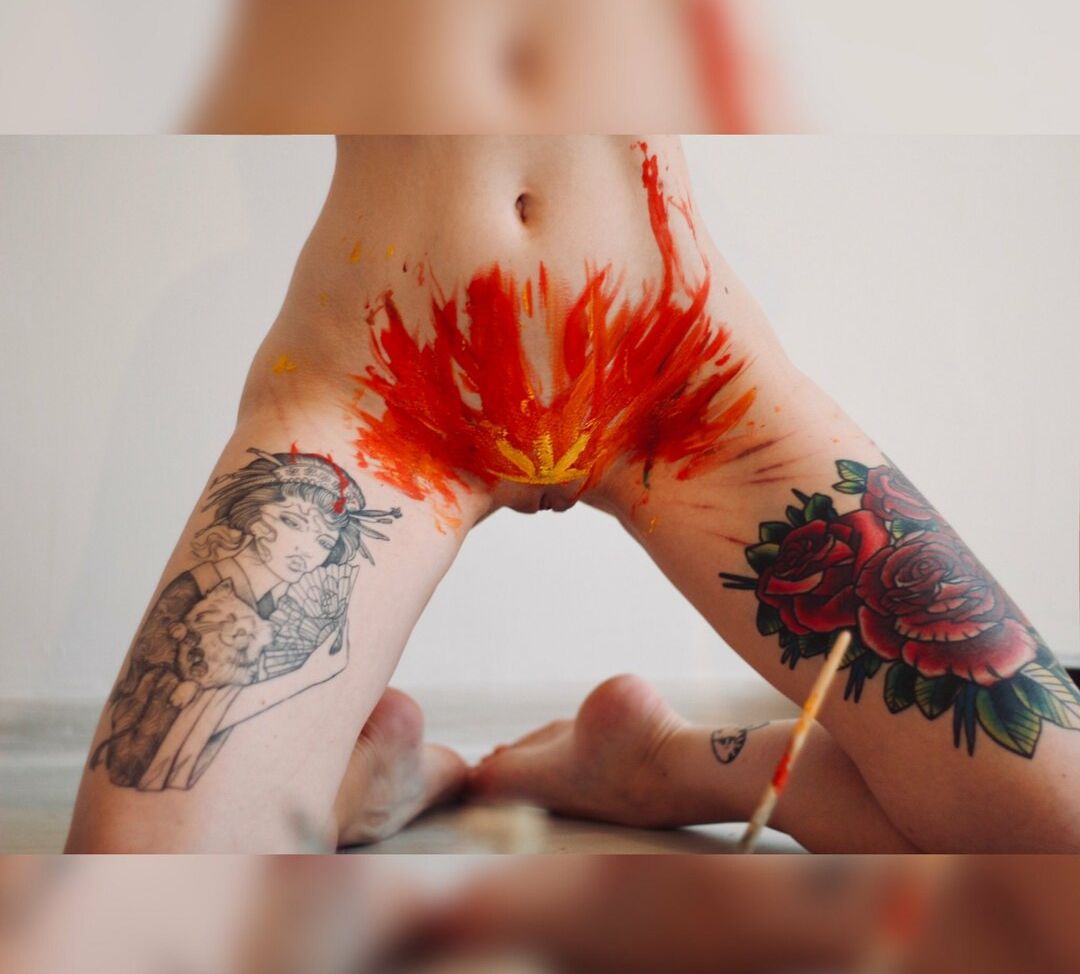 Luventa desnuda #108176485