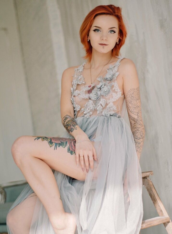 Luventa desnuda #108176491