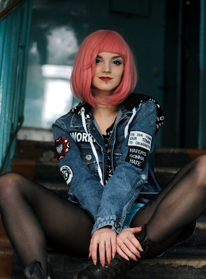 Luventa desnuda #108176521