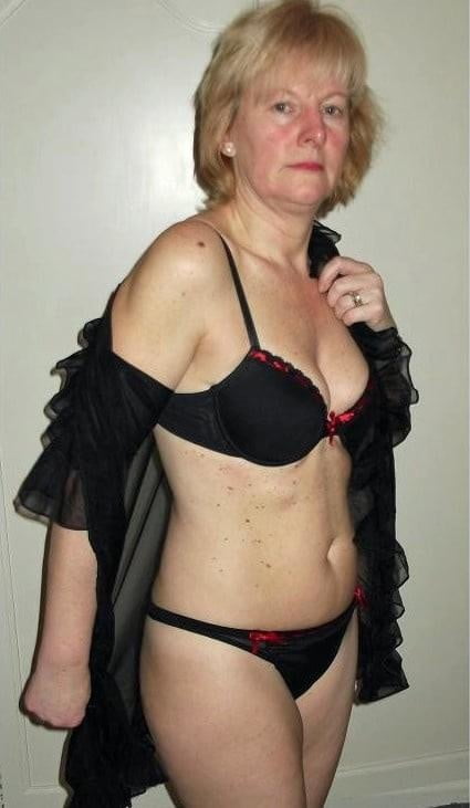 Mix mature slut 9 #95844033