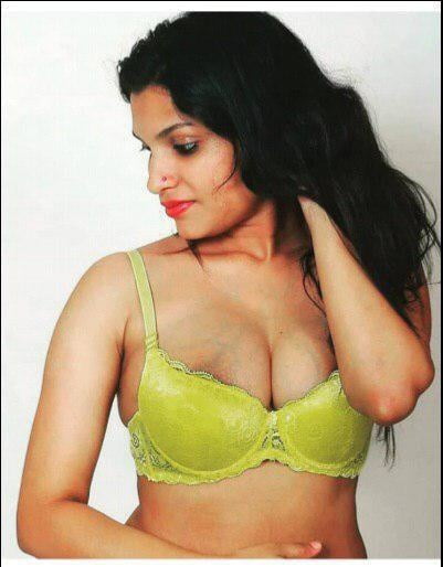 Desi ragazze
 #95821540