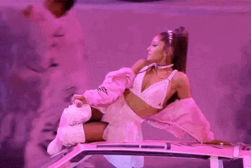 Divinidad en movimiento (sexy ariana grande)
 #79819281