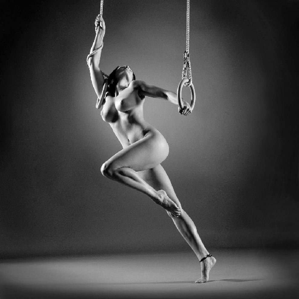 Desnudo femenino atletas
 #102327504