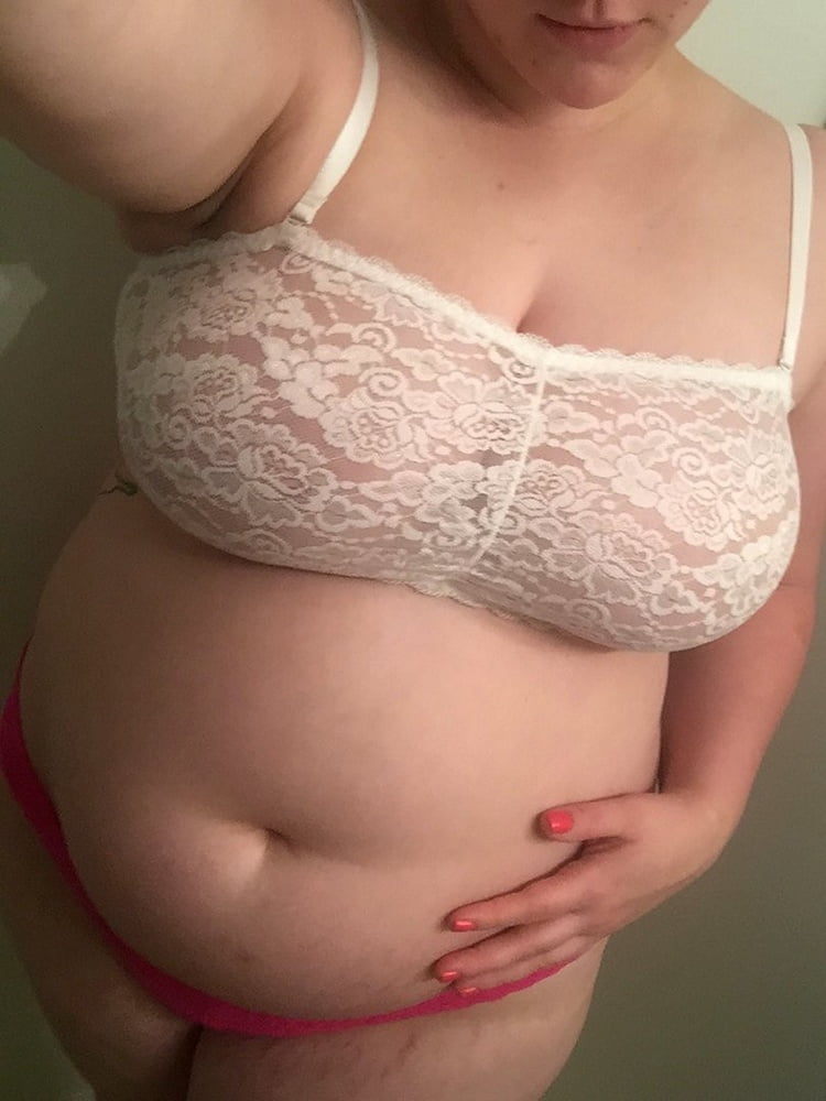 Bbw grosses filles sexy gros ventres
 #96167939