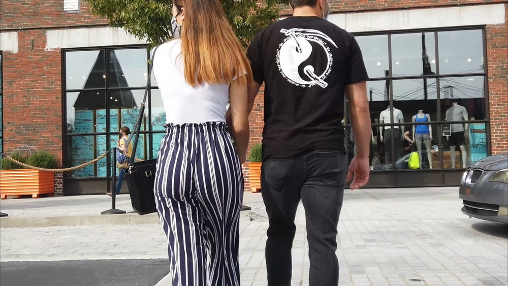 Grandes culos
 #87373862