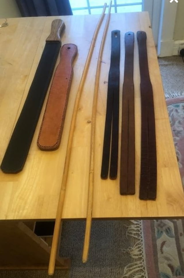 先生の部屋はいつも賑やかです。
 #104196027