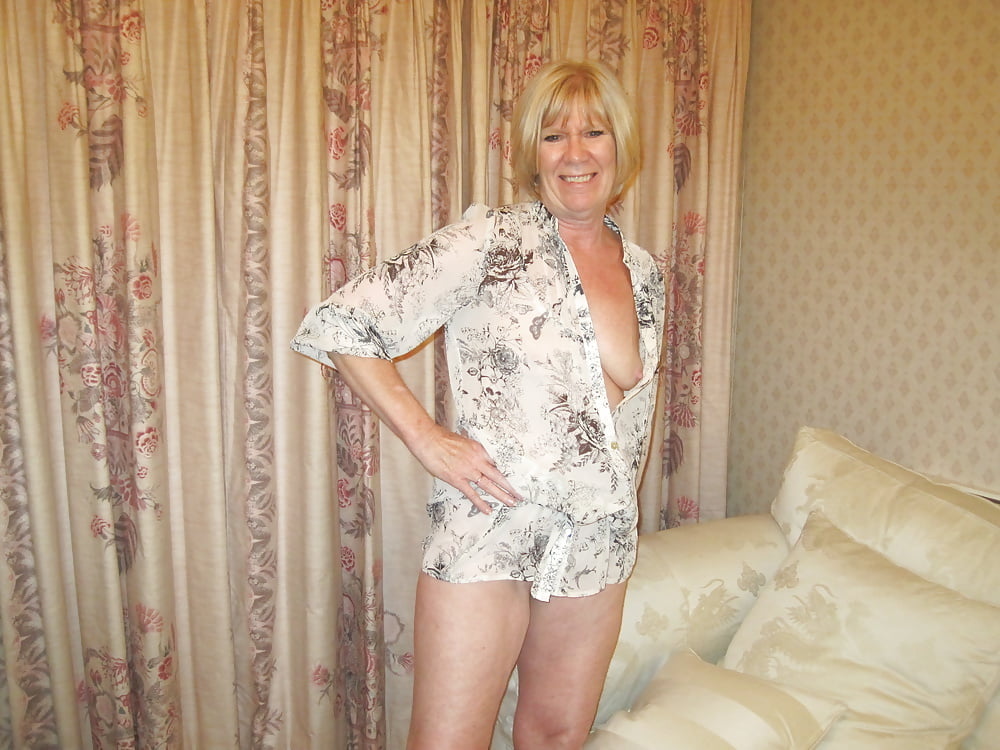 Grannies Flashing One Tit Porn Pictures Xxx Photos Sex Images