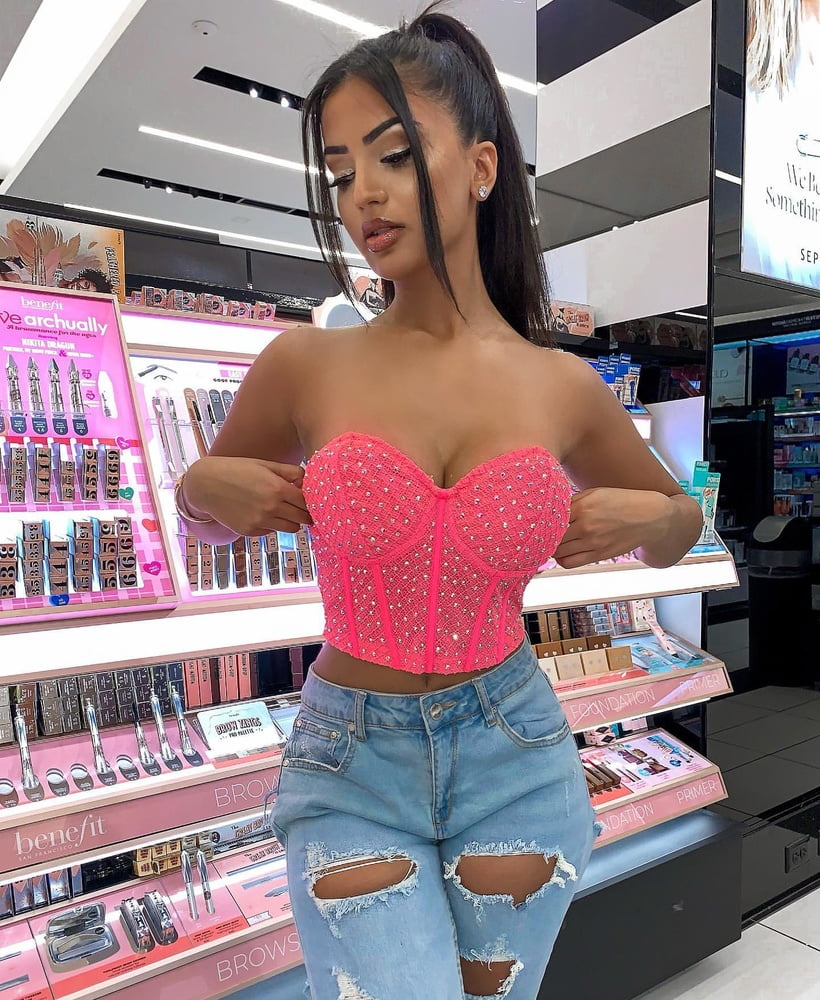 Slutty #82376377