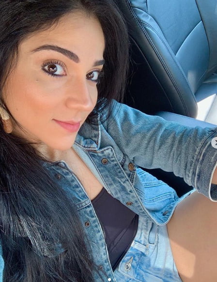 Latina Schlampe zeigt ihren Arsch für Sperma Tribut
 #105025753