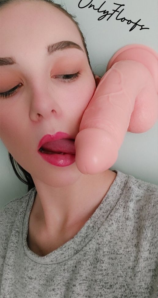 OnlyFloofs desnuda #108220253