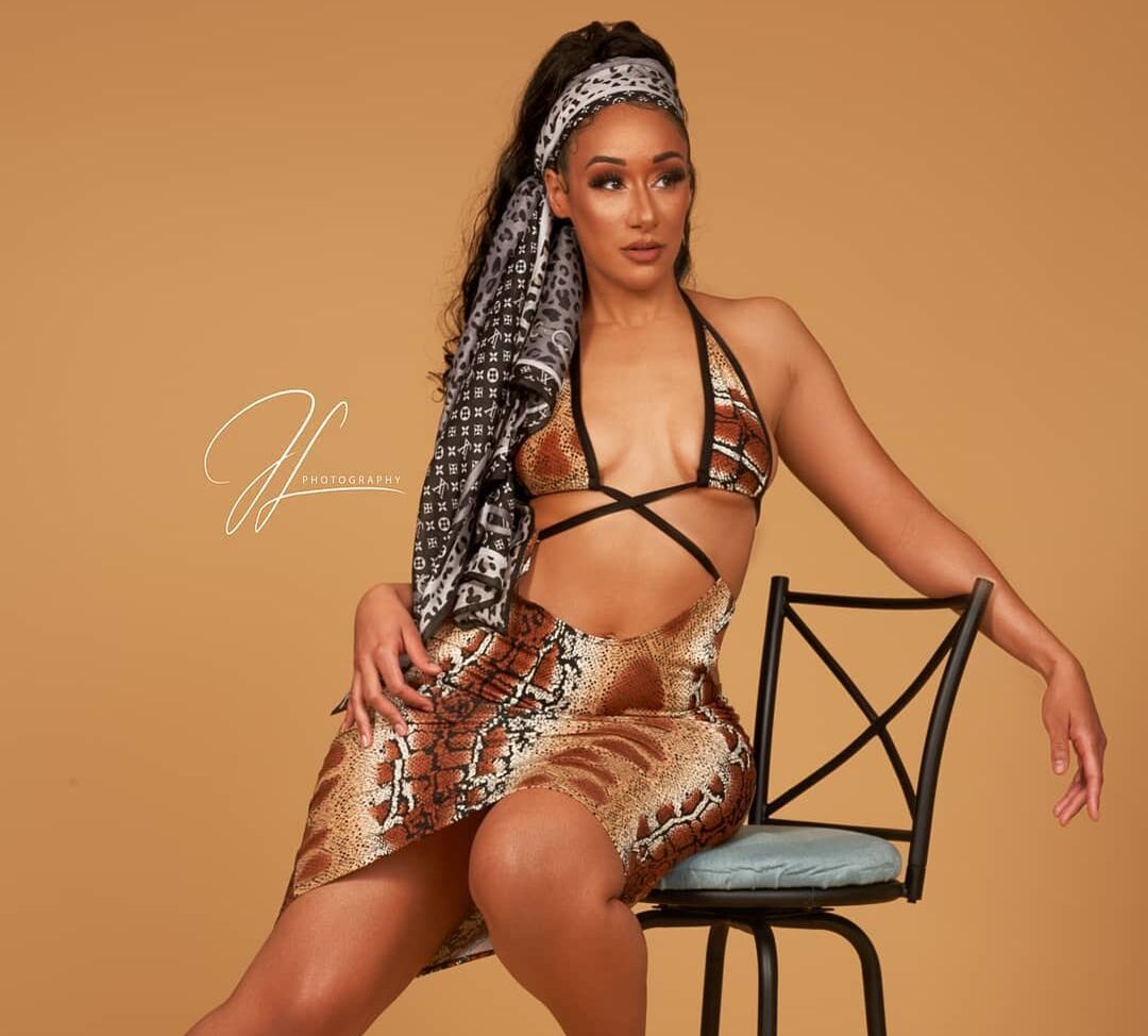 Cleo Cakes desnuda #108128920