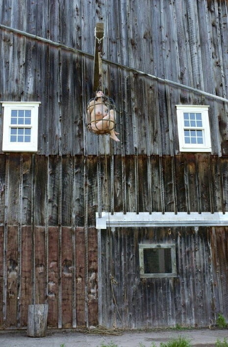 ポスト黙示録的な天使たち 12
 #92427593